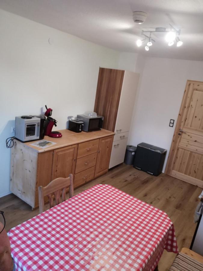 Untrasried Apartment Auszeit Mit Kueche Viel Ruhe Und Natur מראה חיצוני תמונה