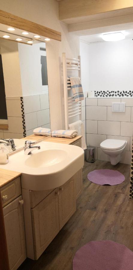 Untrasried Apartment Auszeit Mit Kueche Viel Ruhe Und Natur מראה חיצוני תמונה