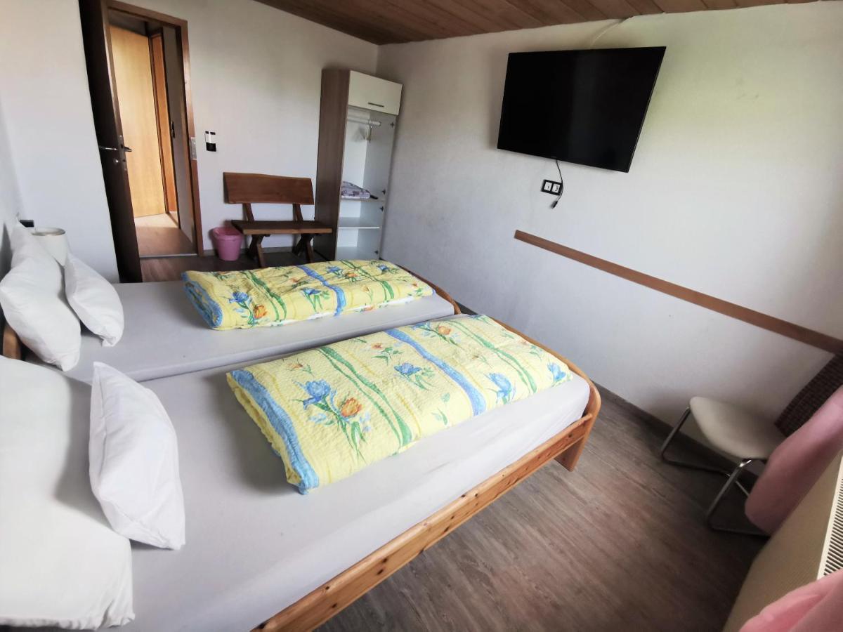 Untrasried Apartment Auszeit Mit Kueche Viel Ruhe Und Natur מראה חיצוני תמונה